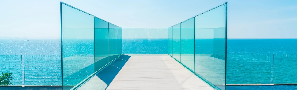Customized Glass Pool Fence Repair Services in Daytona Beach, FL